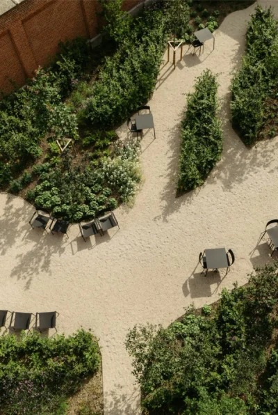 Unfolding Places Branding