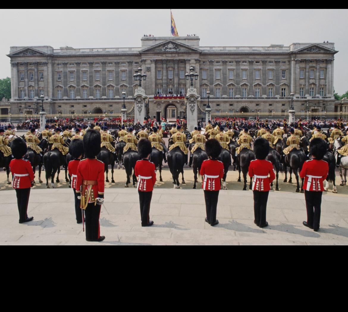 The change of guard ceremony outside the Buckingham palcae 