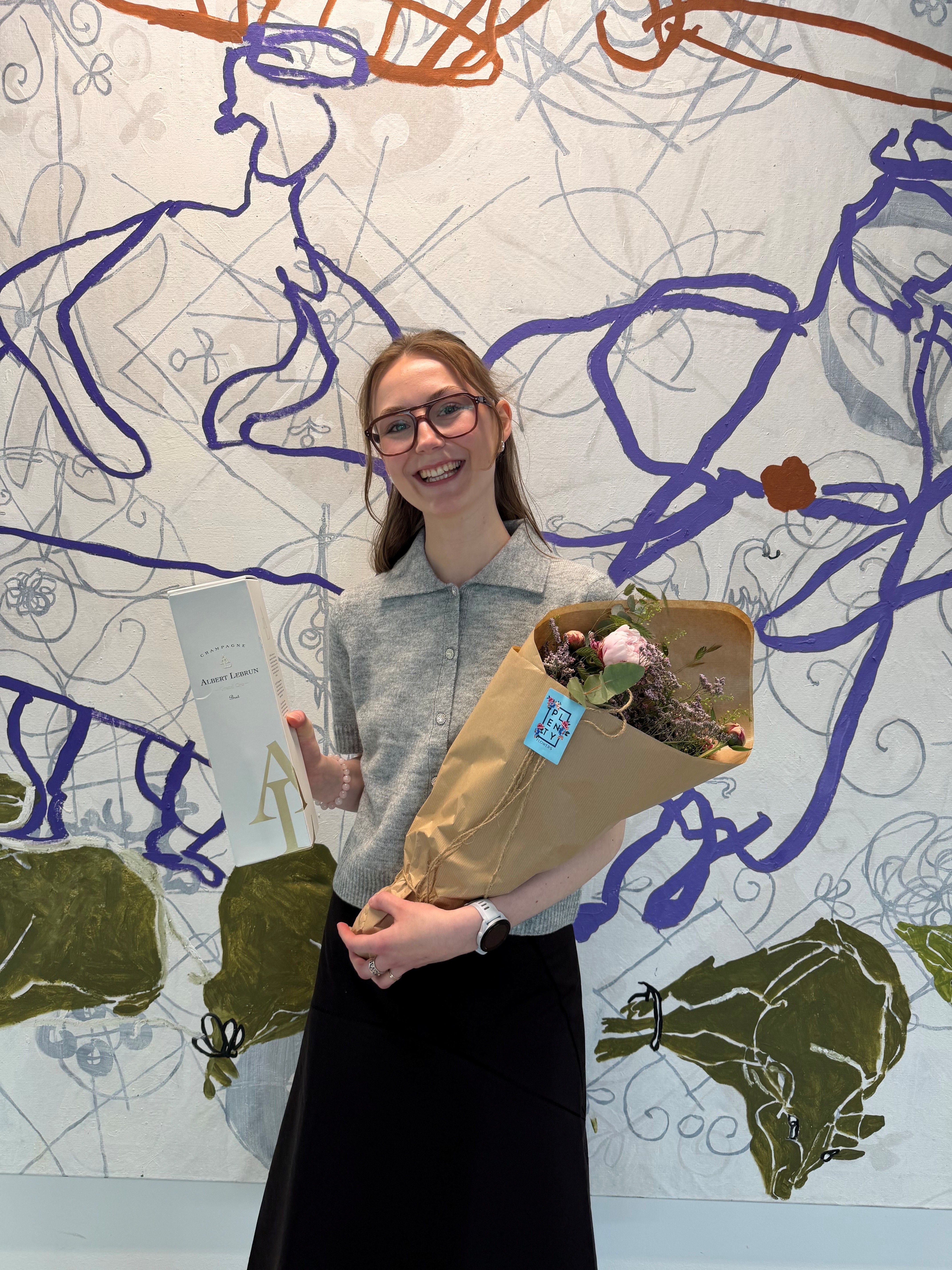 Ida Rømer efter veloverstået eksamen