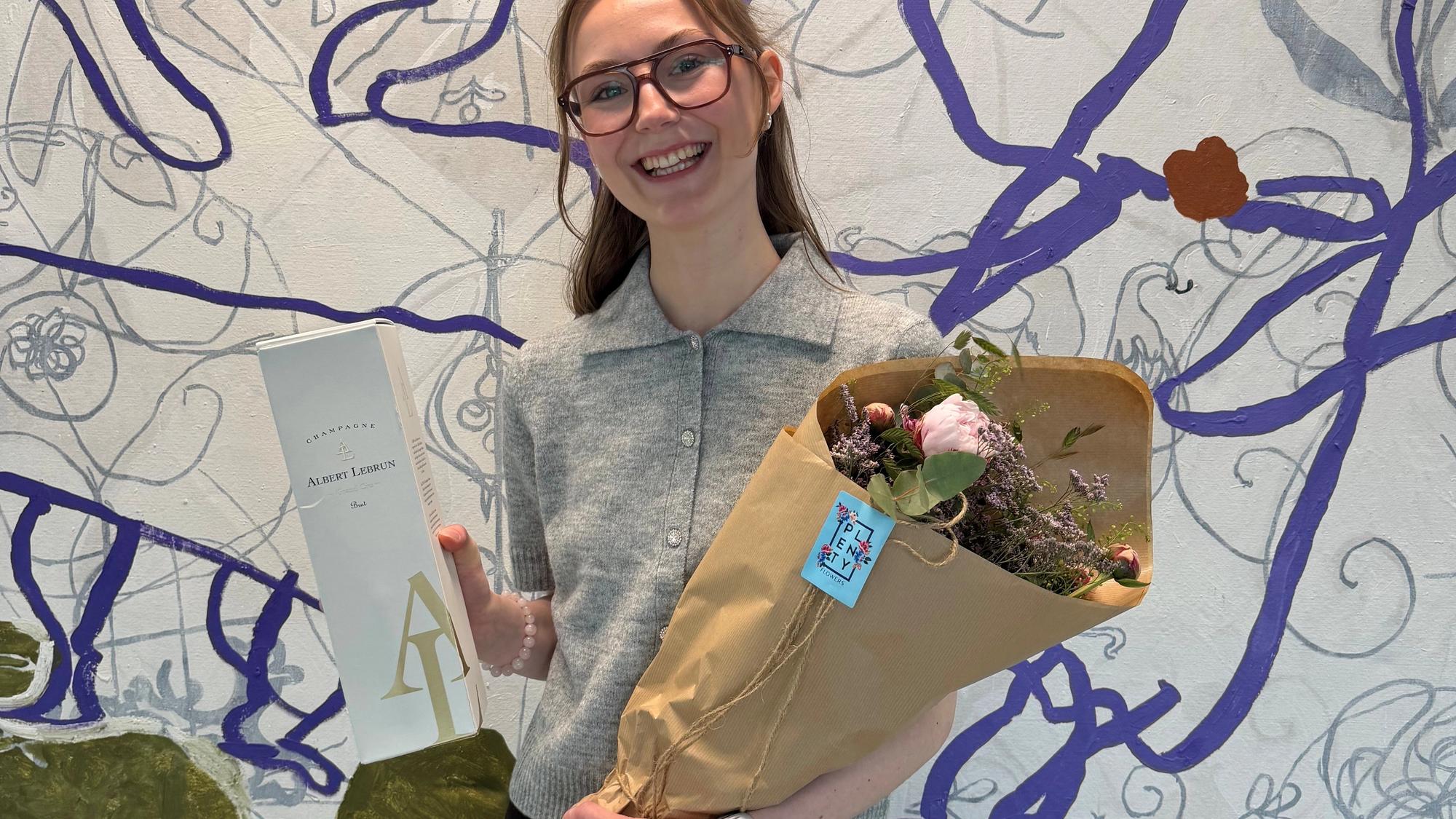 Ida Rømer efter veloverstået eksamen