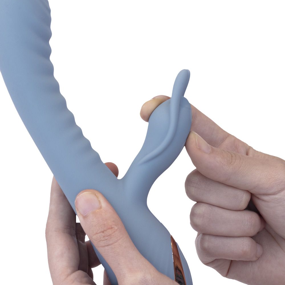 Vibrador con Rabbit 
