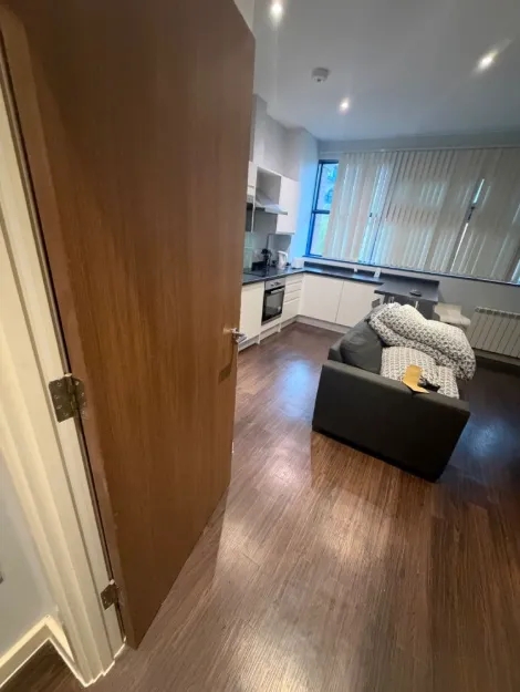1 Bed Flat furnished is available to rent in Hayes Harlington UB3 - View 4