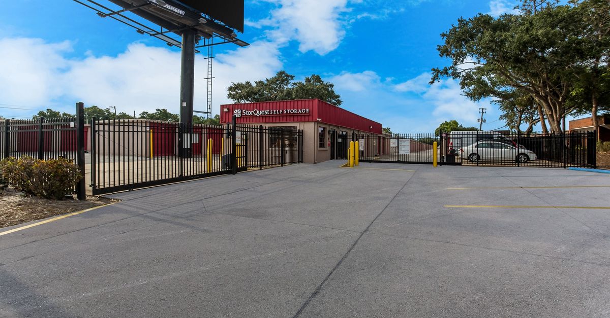 StorQuest Self Storage