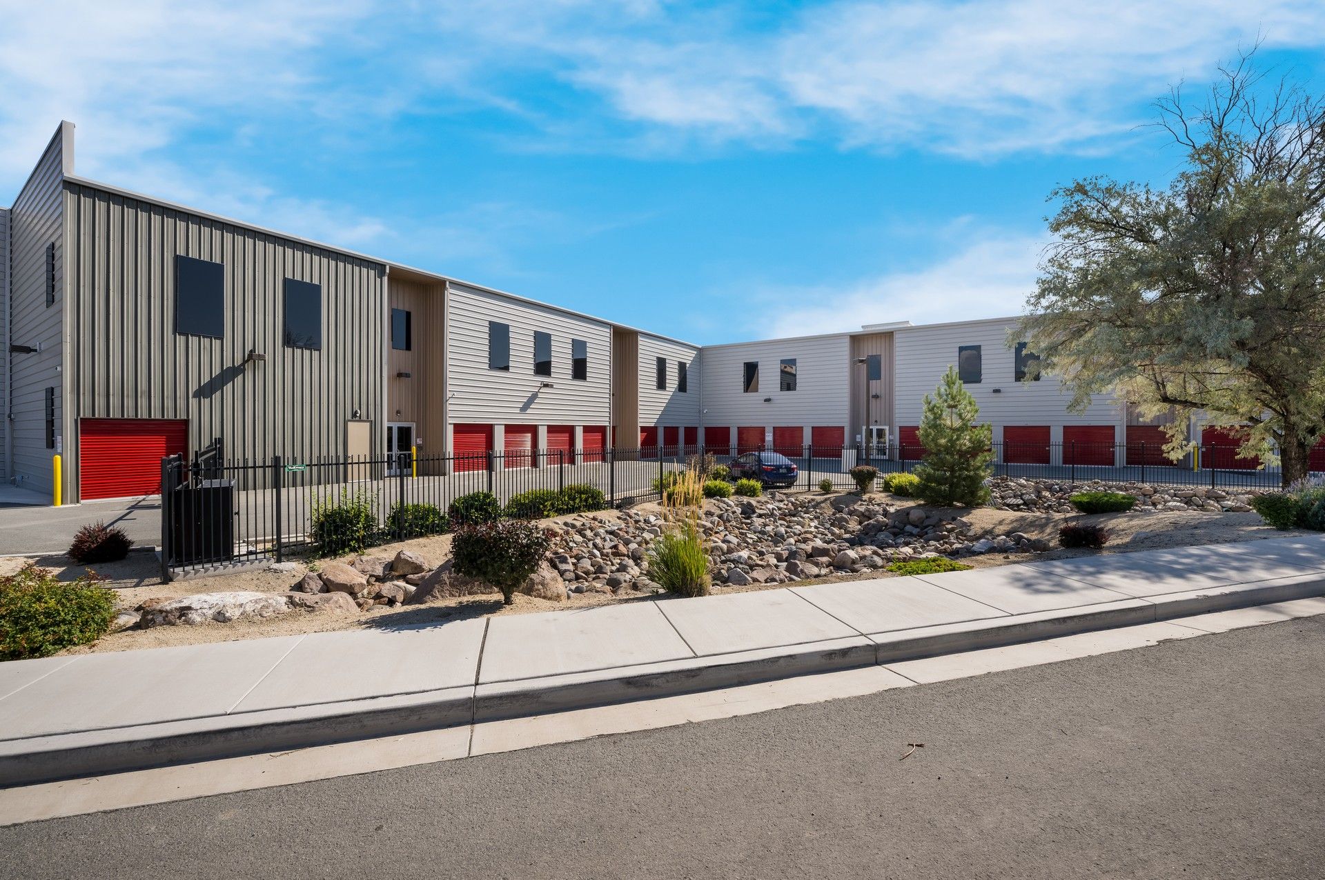 Climate-Controlled Storage in Reno, NV on Gateway Drive | StorQuest