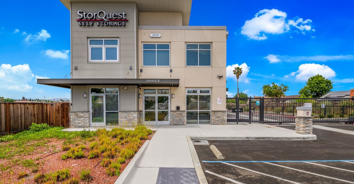 StorQuest Self Storage