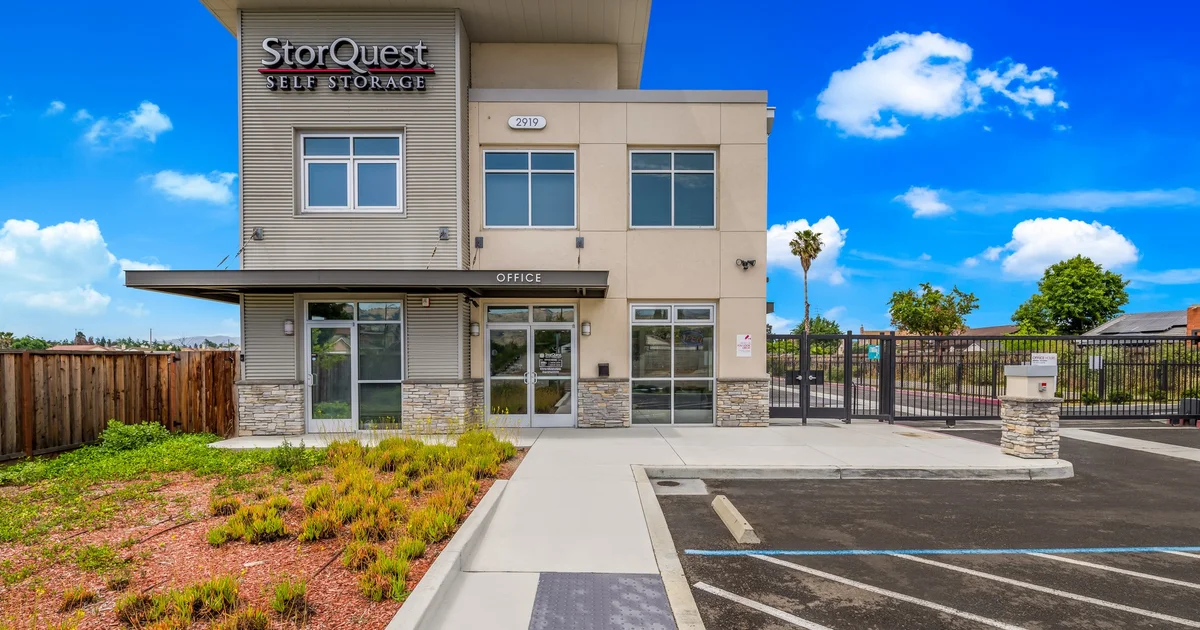 StorQuest Self Storage