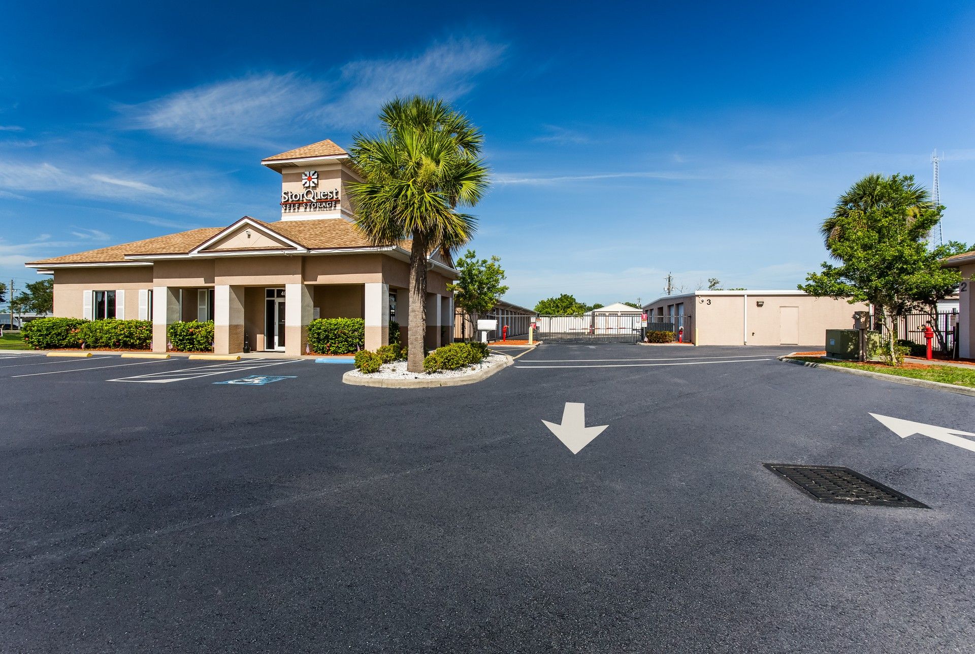 Storage Units in Sarasota, FL on Clark Road | StorQuest