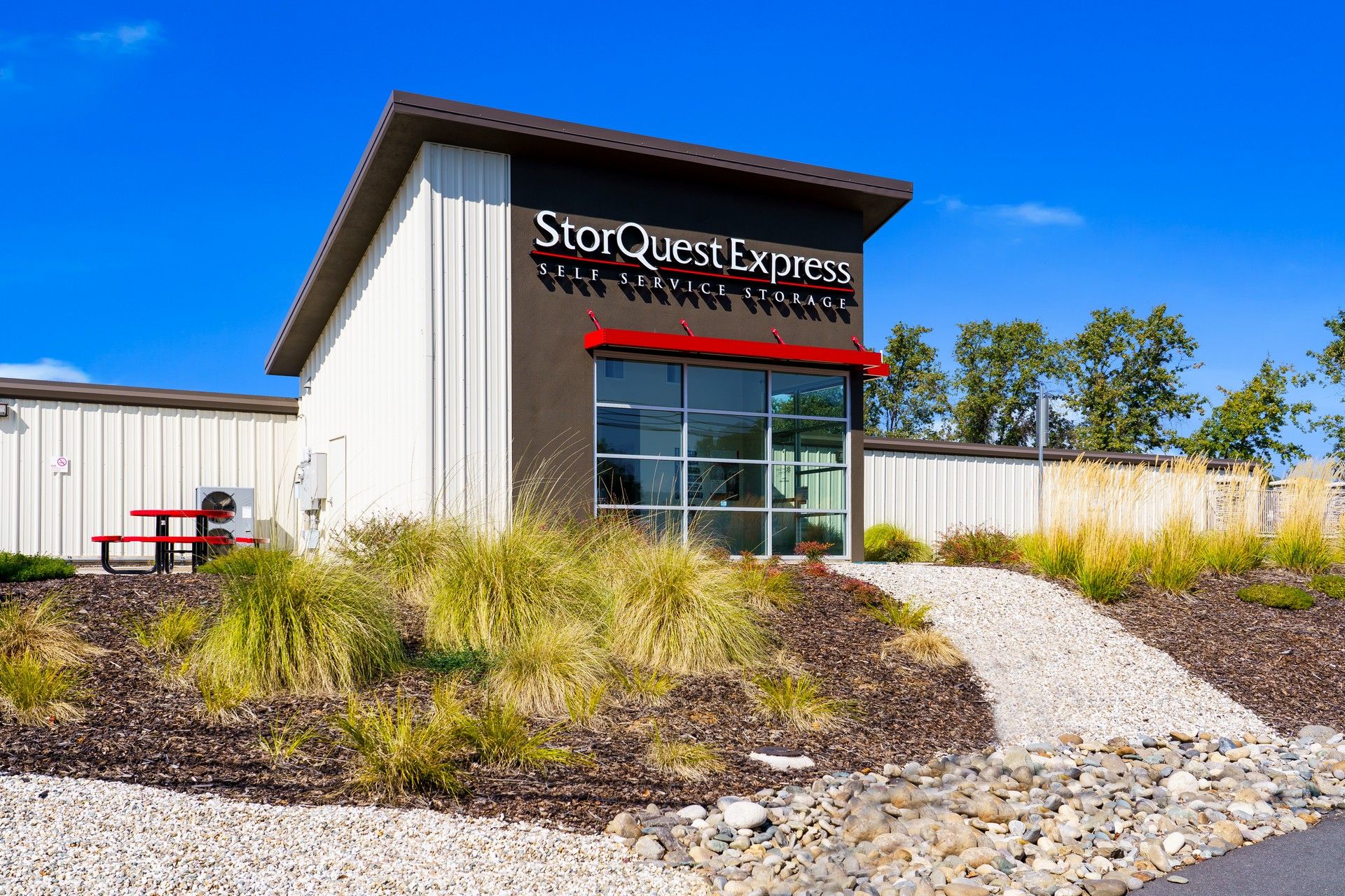 Self Storage Units in Merced, CA at 3170 E Gerard St | StorQuest