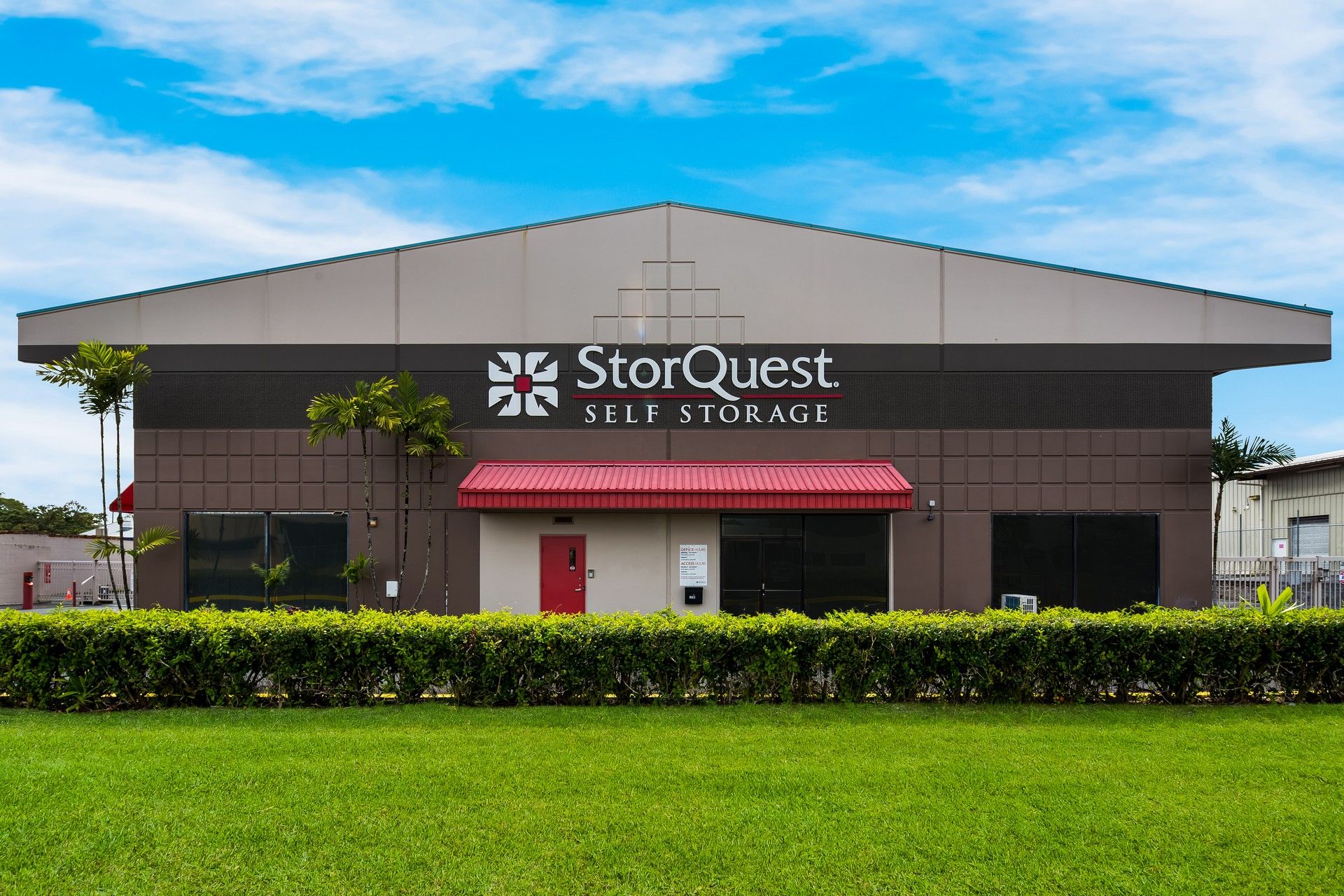 Self Storage Units in Hilo, HI at 159 Kalanikoa St | StorQuest