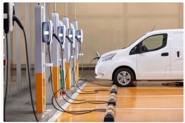 Enterprise Fleet Management in Canada: How Businesses Benefit from Going Electric
