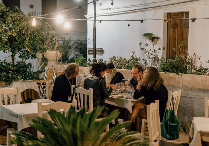 Meble ogrodowe do restauracji