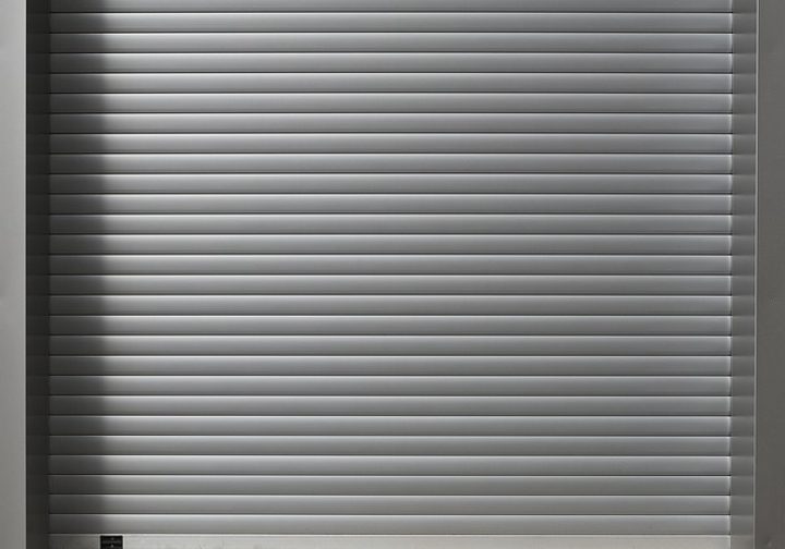 Ilustracja do artykułu „Rolety grodzisk mazowiecki — sprawdź rolety, żaluzje dostępne w naszej ofercie”