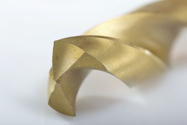 Wiertła do metalu i tworzyw sztucznych - ostrze wysokiej jakości