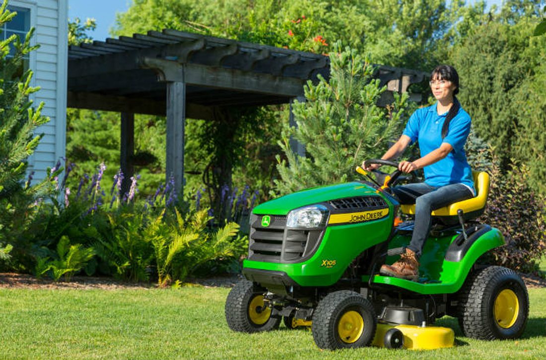 Nowe traktorki John Deere