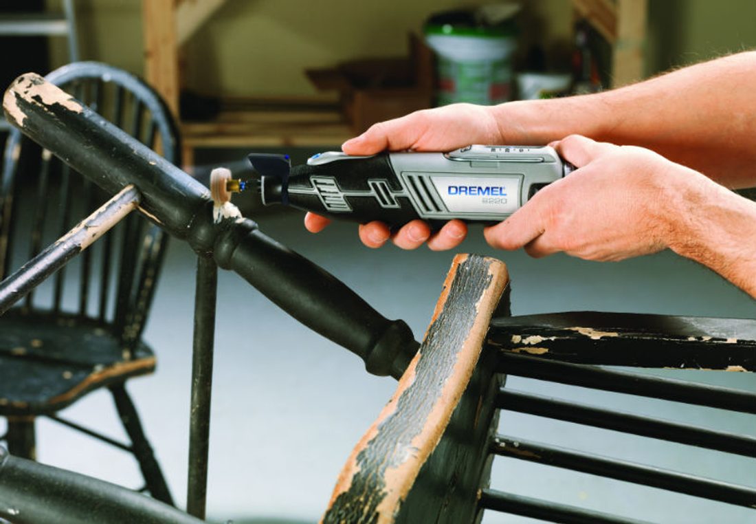 Nowy akumulatorowy Dremel 8220 
