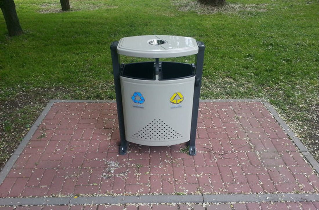 atrakcyjne kosze w przestrzeni publicznje