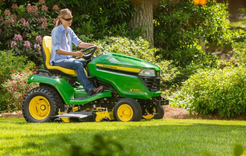 Nowe traktorki John Deere