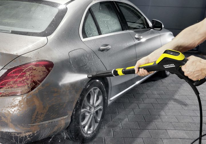 Czyste auto na wiosnę