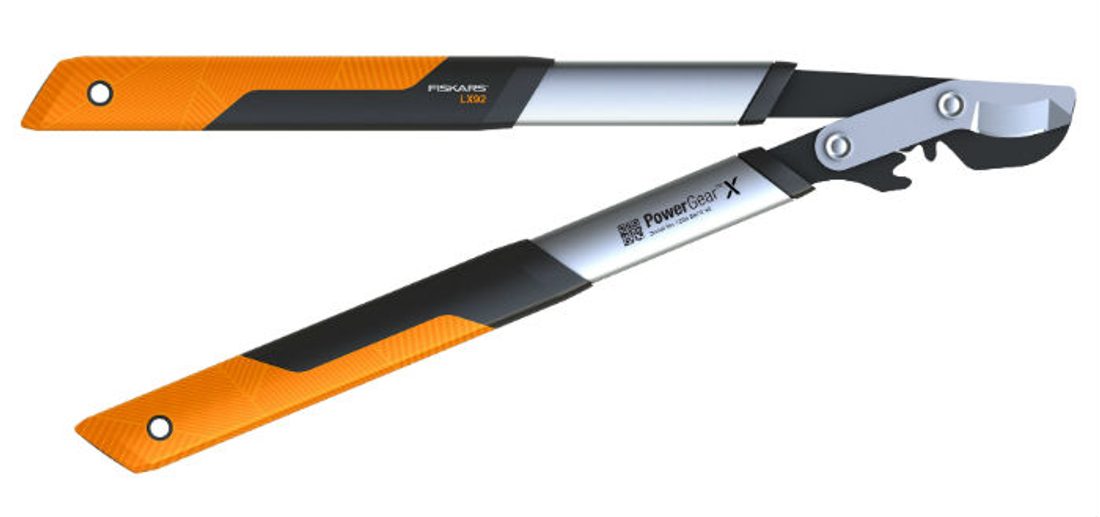 nowe sekatory Fiskars z linii PowerGearX™
