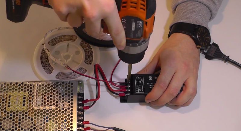 Jak podłączyć ściemniacz w instalacji LED