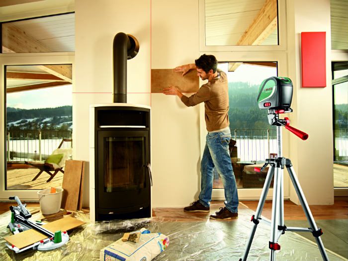 Wszechstronne lasery krzyżowe dla majsterkowiczów: UniversalLevel 2 i UniversalLevel 3 firmy Bosch