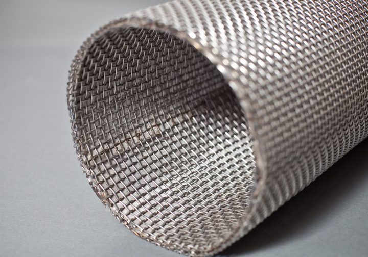 Metalowa siatka filtracyjna – rodzaje, zastosowanie. Gdzie ją kupić?