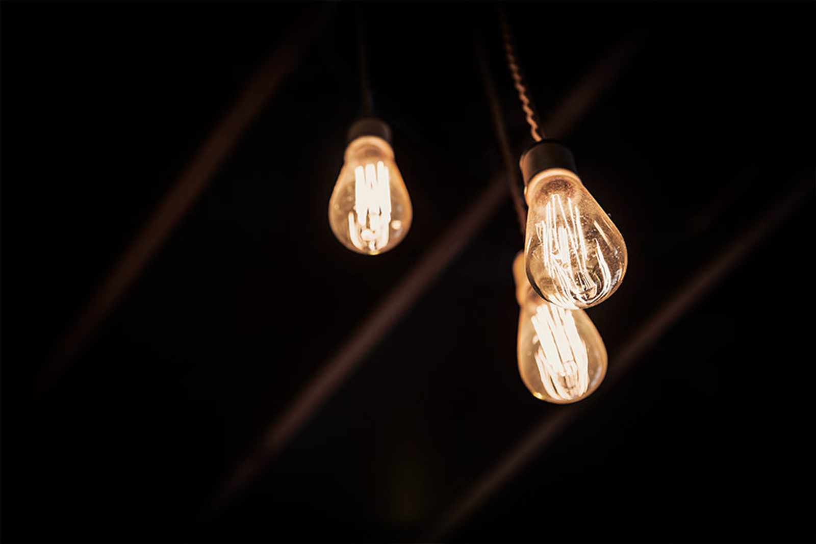 Ilustracja do artykułu „Gdzie zamontować lampy ogrodowe?”