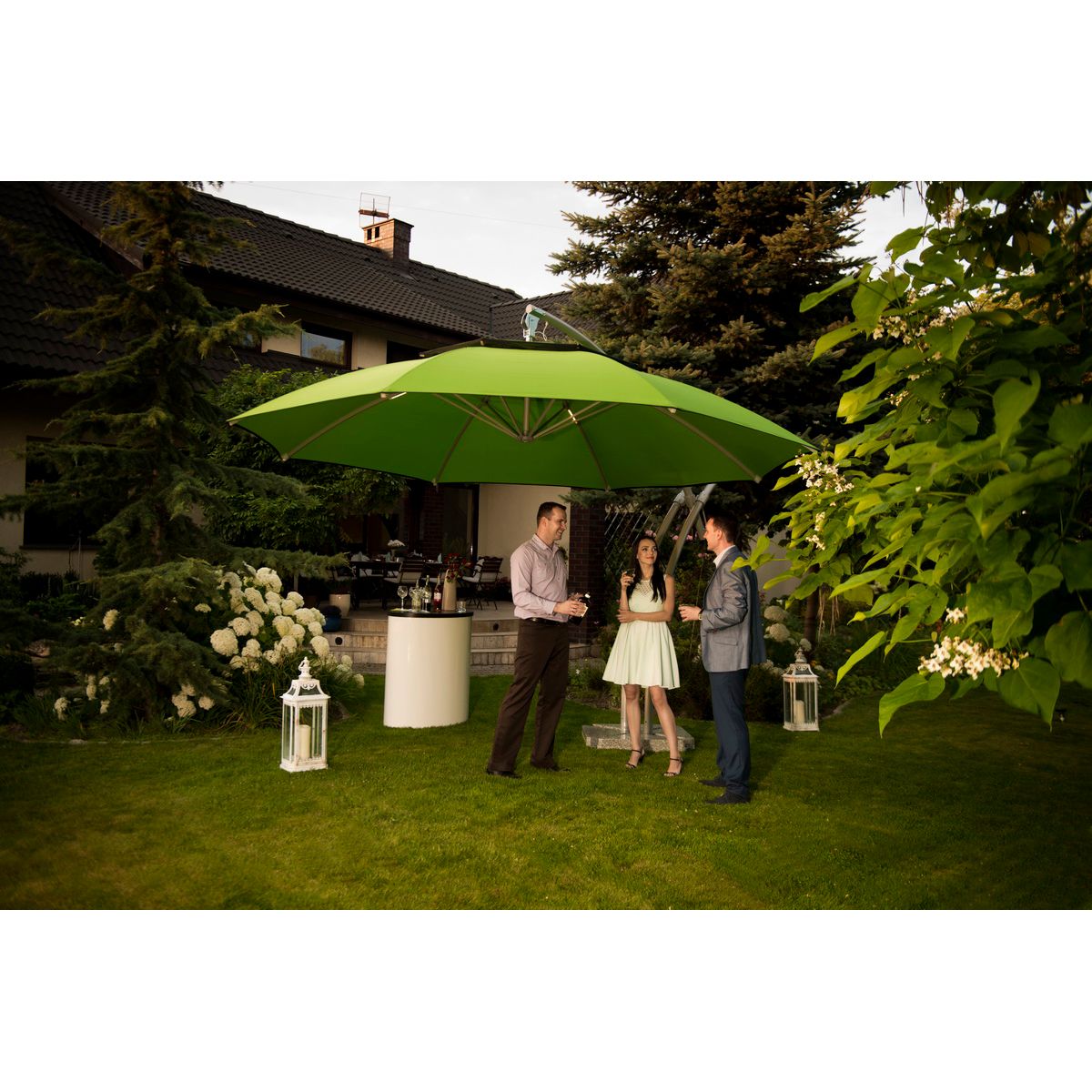 Ilustracja do artykułu „Parasol – idealne zabezpieczenie przed słońcem”