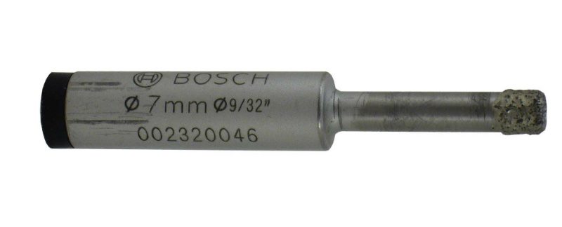 Wiertło diamentowe z własnym systemem chłodzenia. Fot. Bosch