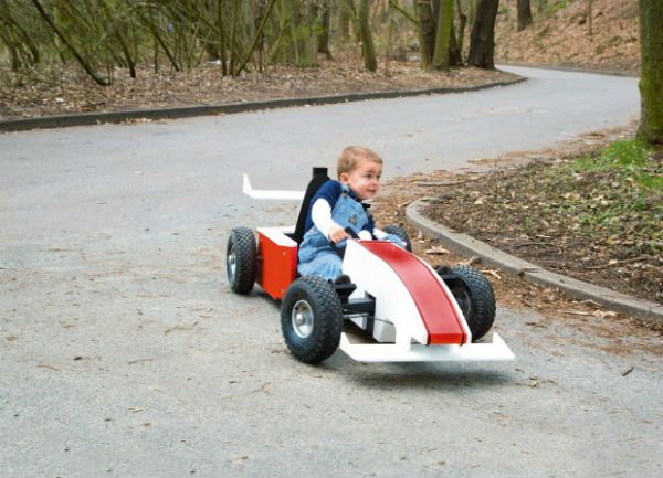 Budujemy bolid F1 dla dzieci DIY Majster