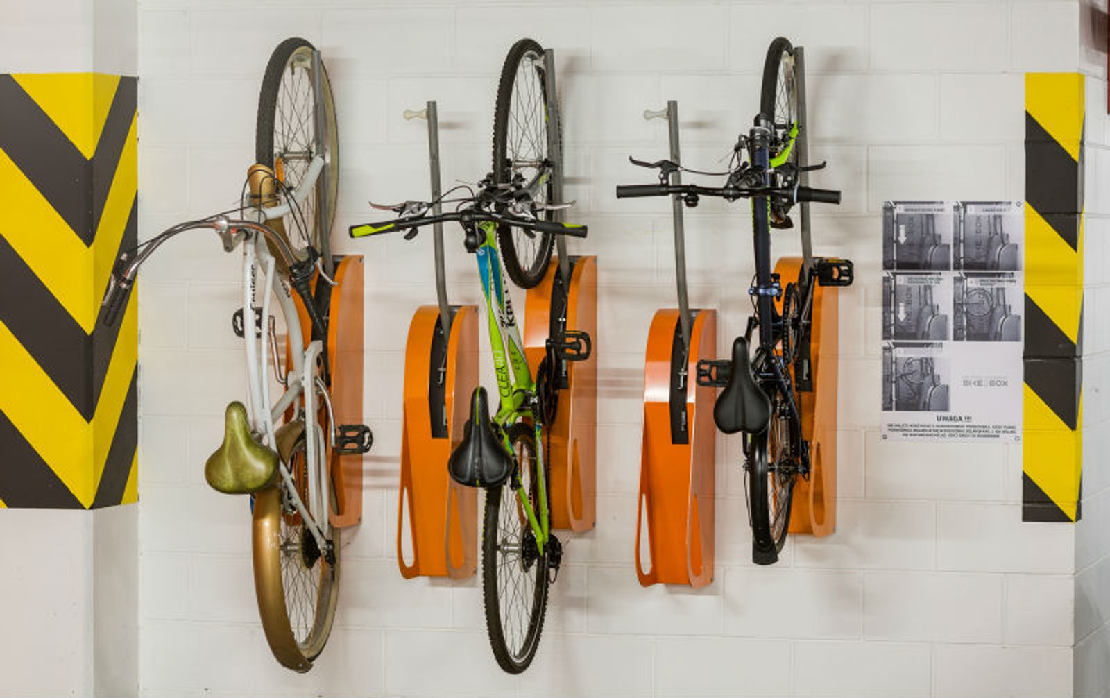 Wieszaki na rowery BikeUP