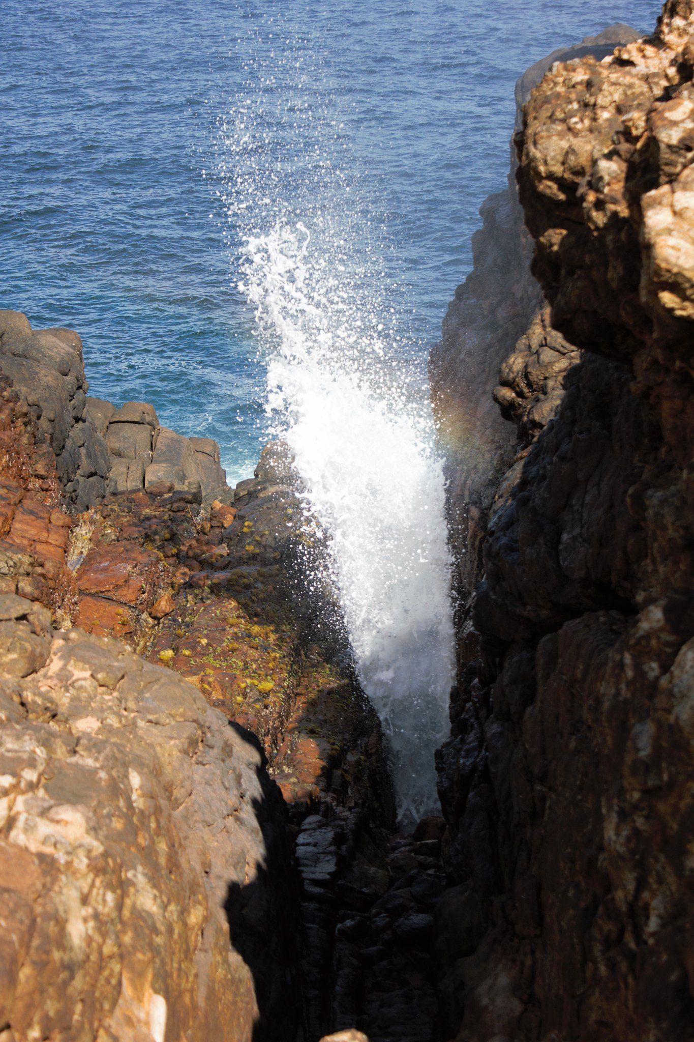 HUMMANAYA BLOW HOLE