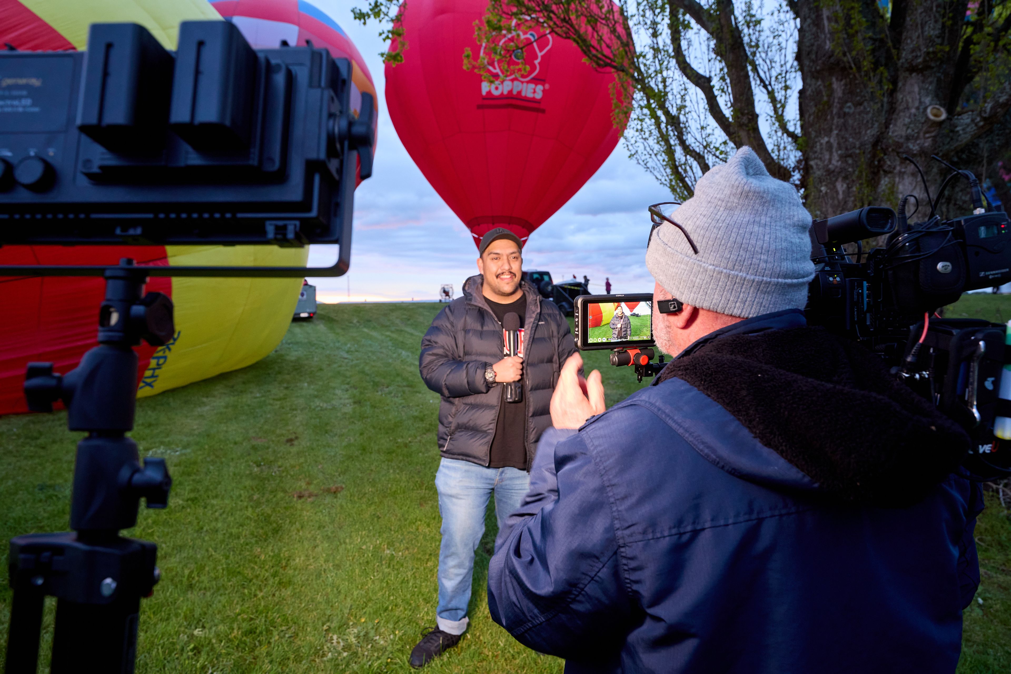 Village News Village Event Lights Up The Night Metlifecare