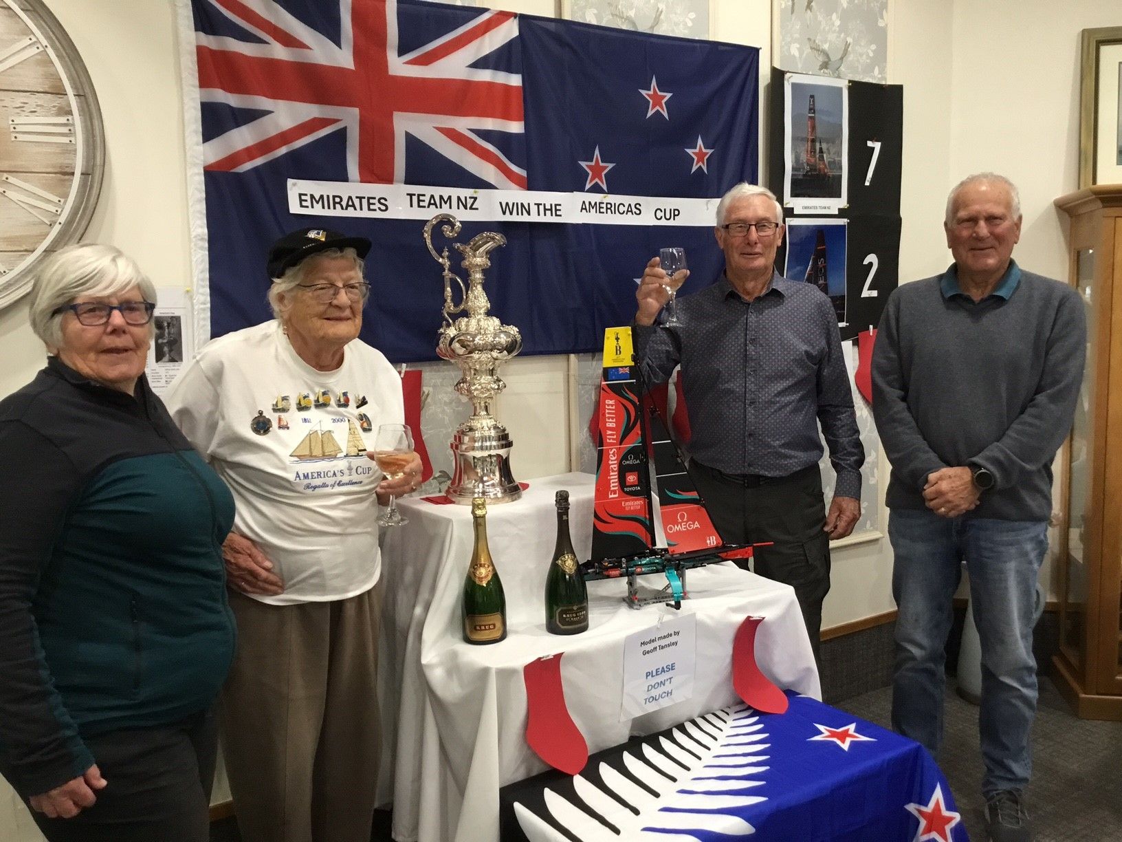 Greenwood Park residents with their tribute to the America's Cup