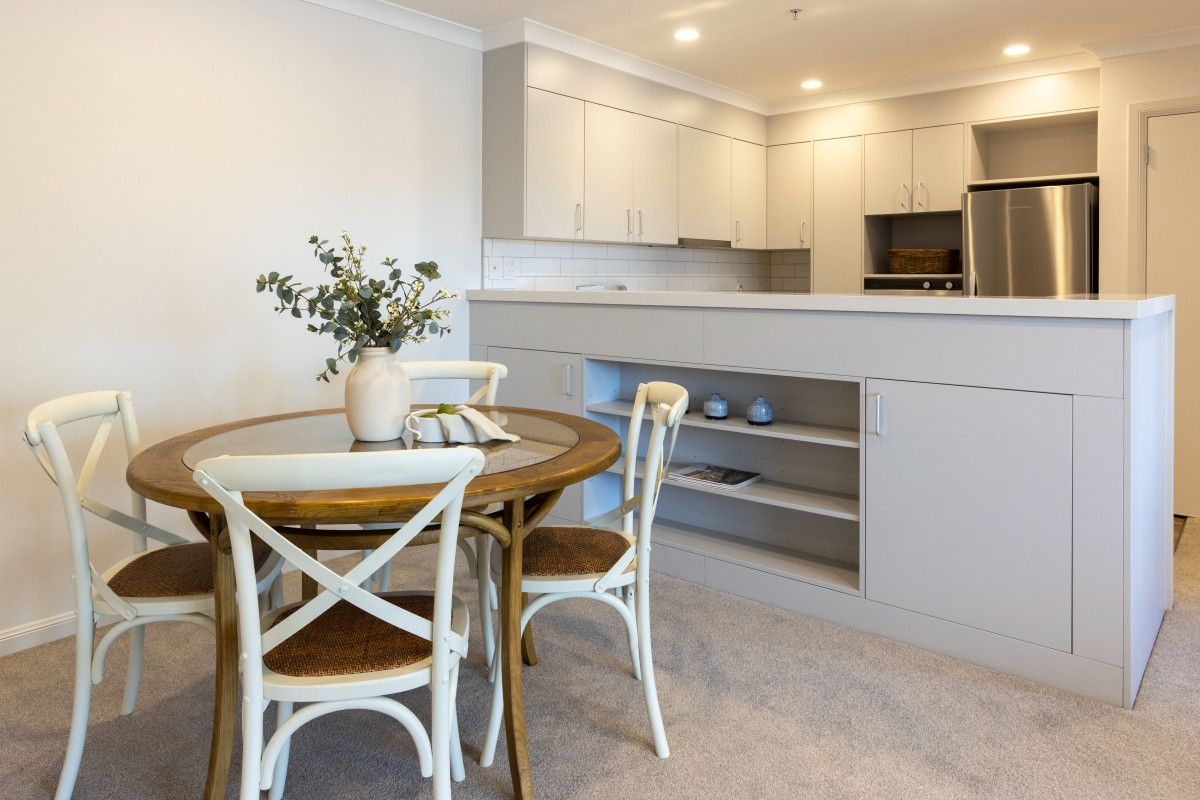Dining/Kitchen