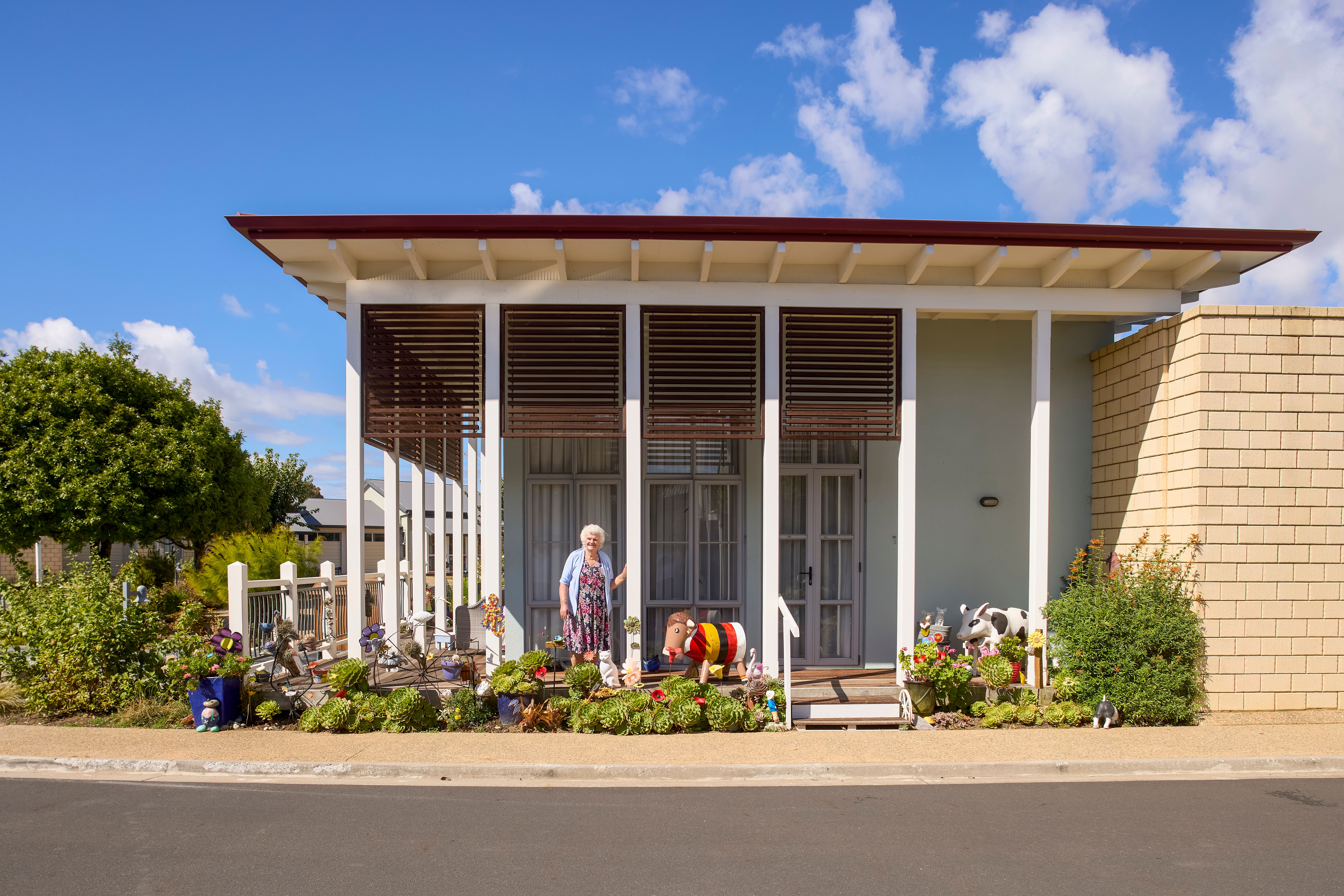 Forest Lake Gardens exterior