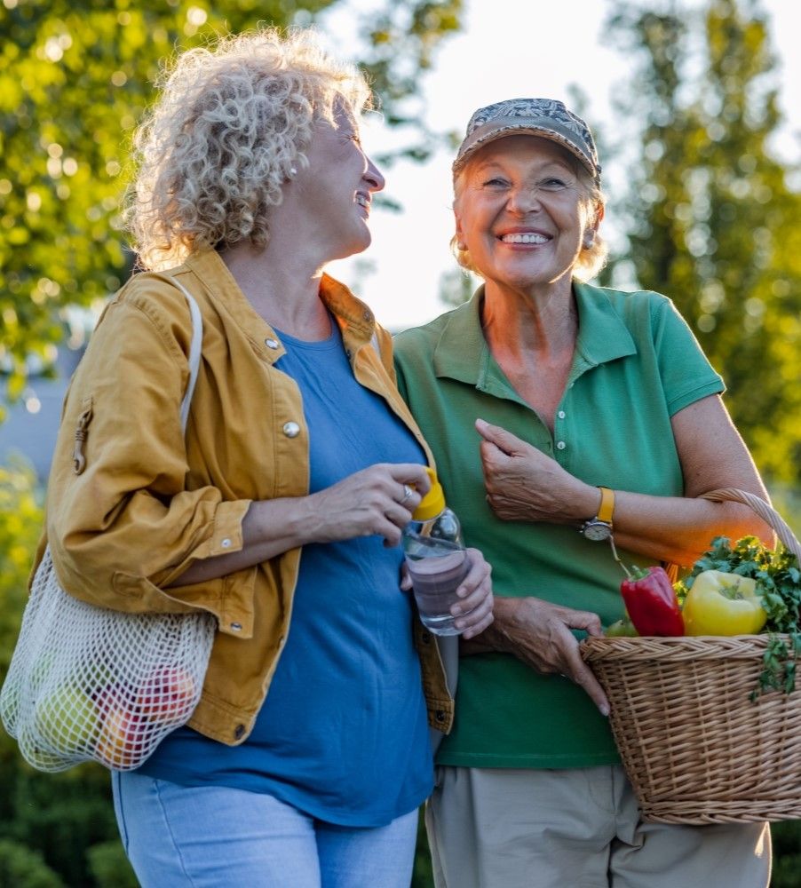 Women at market