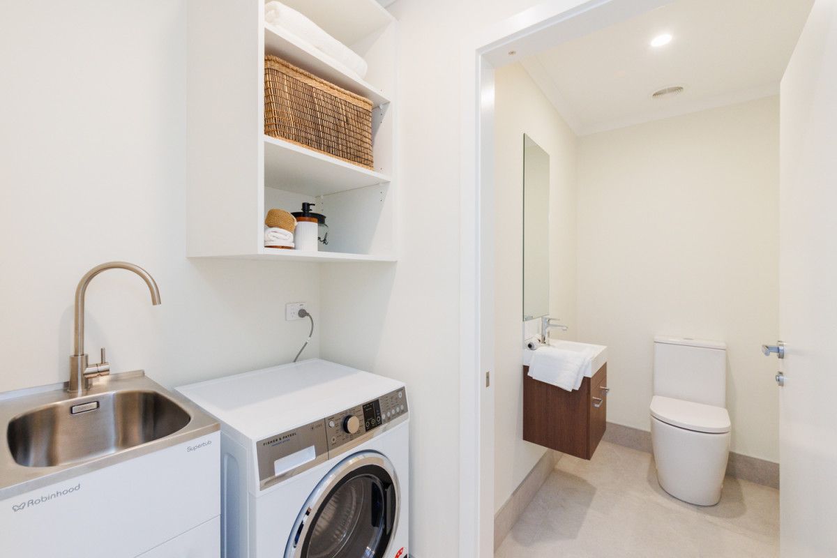 Palmerston North Villa Laundry and Bathroom