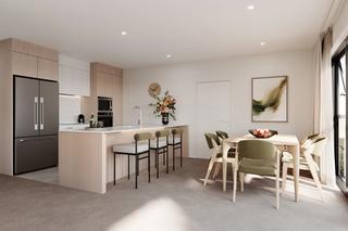 Kitchen & Dining