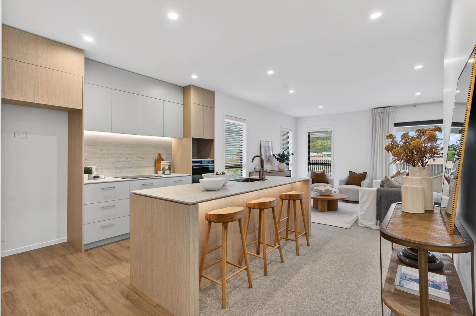 Kitchen & Living