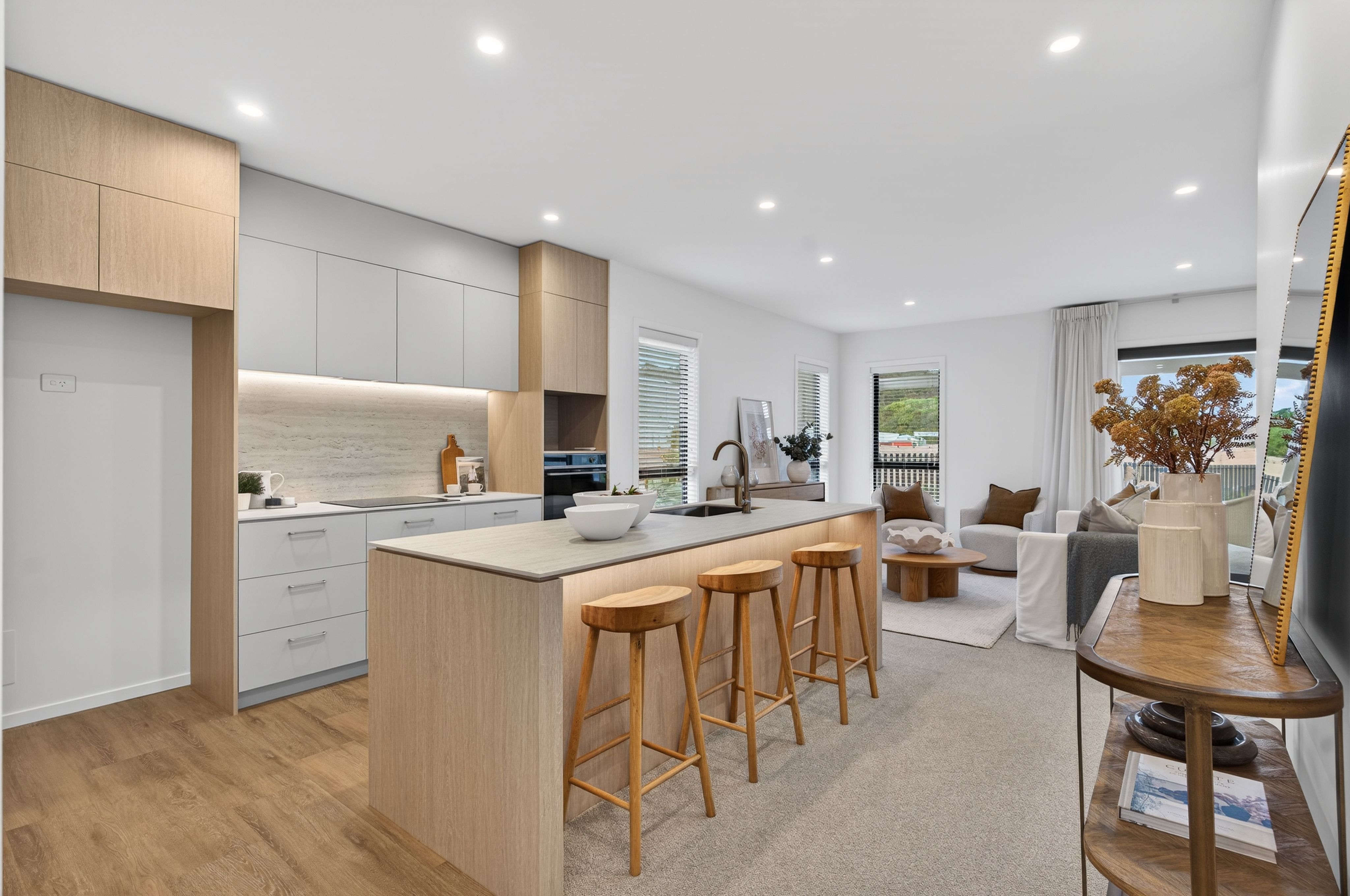 Kitchen & Living