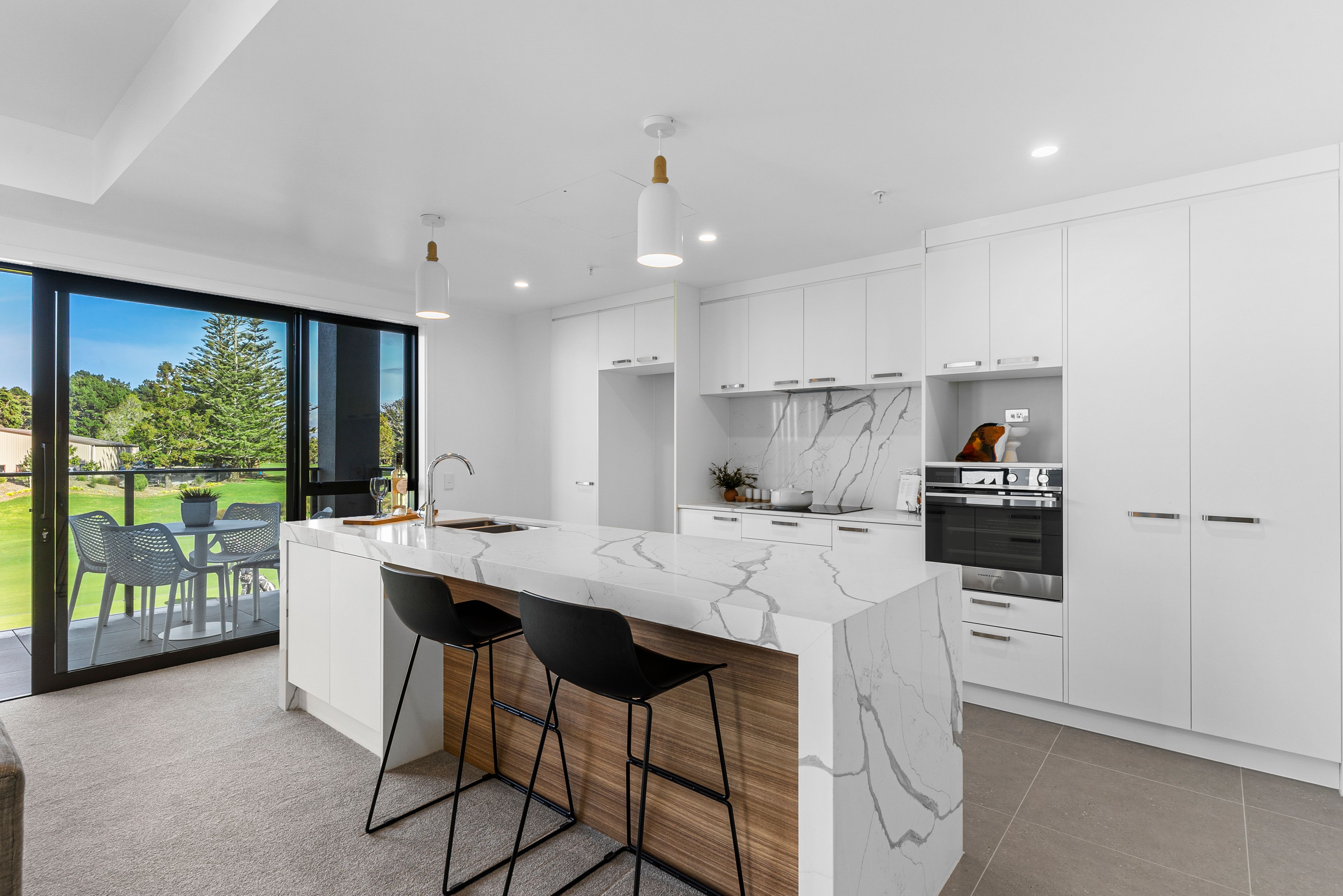 3 bedroom apartment - kitchen