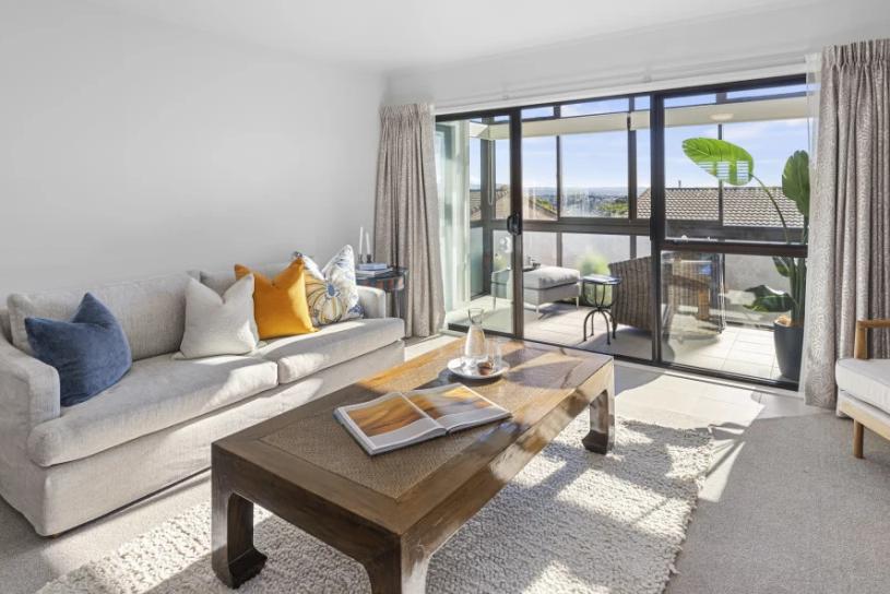 Home options Hillsborough Heights