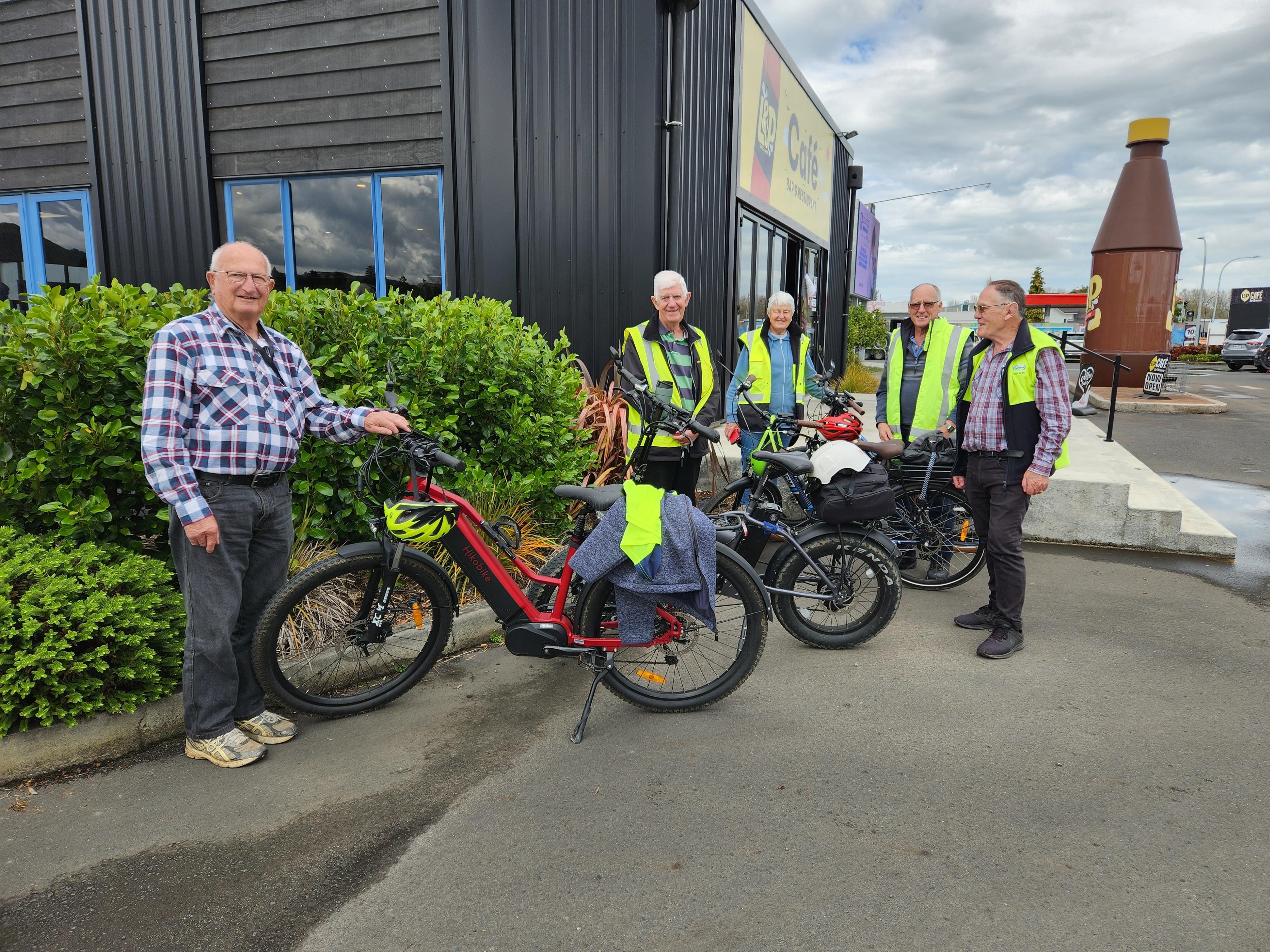Riding group with their bikes in Paeroa