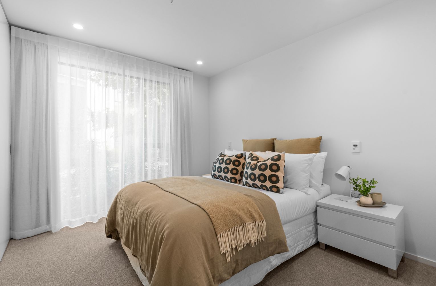 3 bedroom apartment - bedroom 2