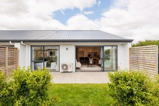 Palmerston North Villa Exterior