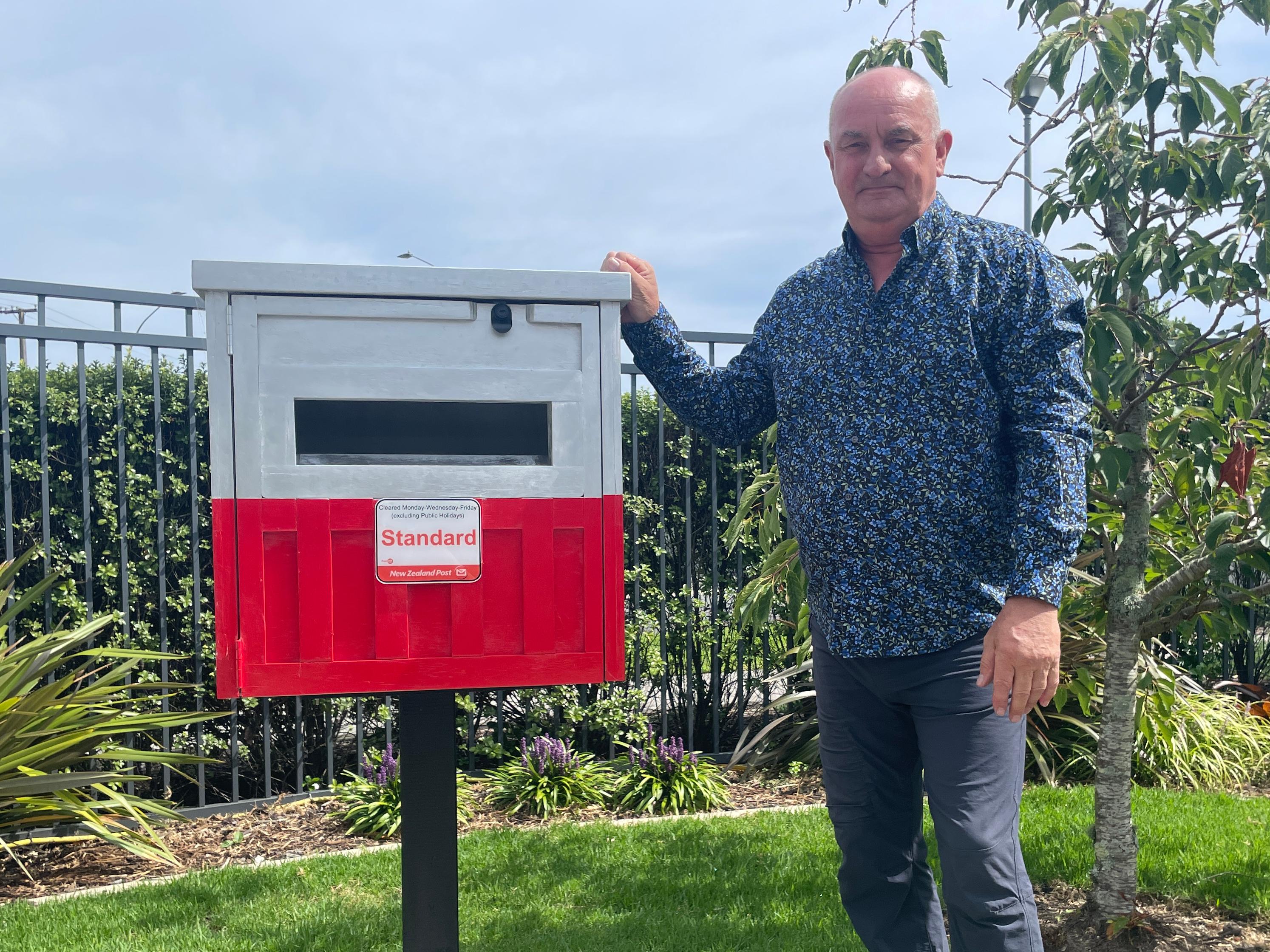 Pāpāmoa Beach Maintenance Person, Paul Clifford