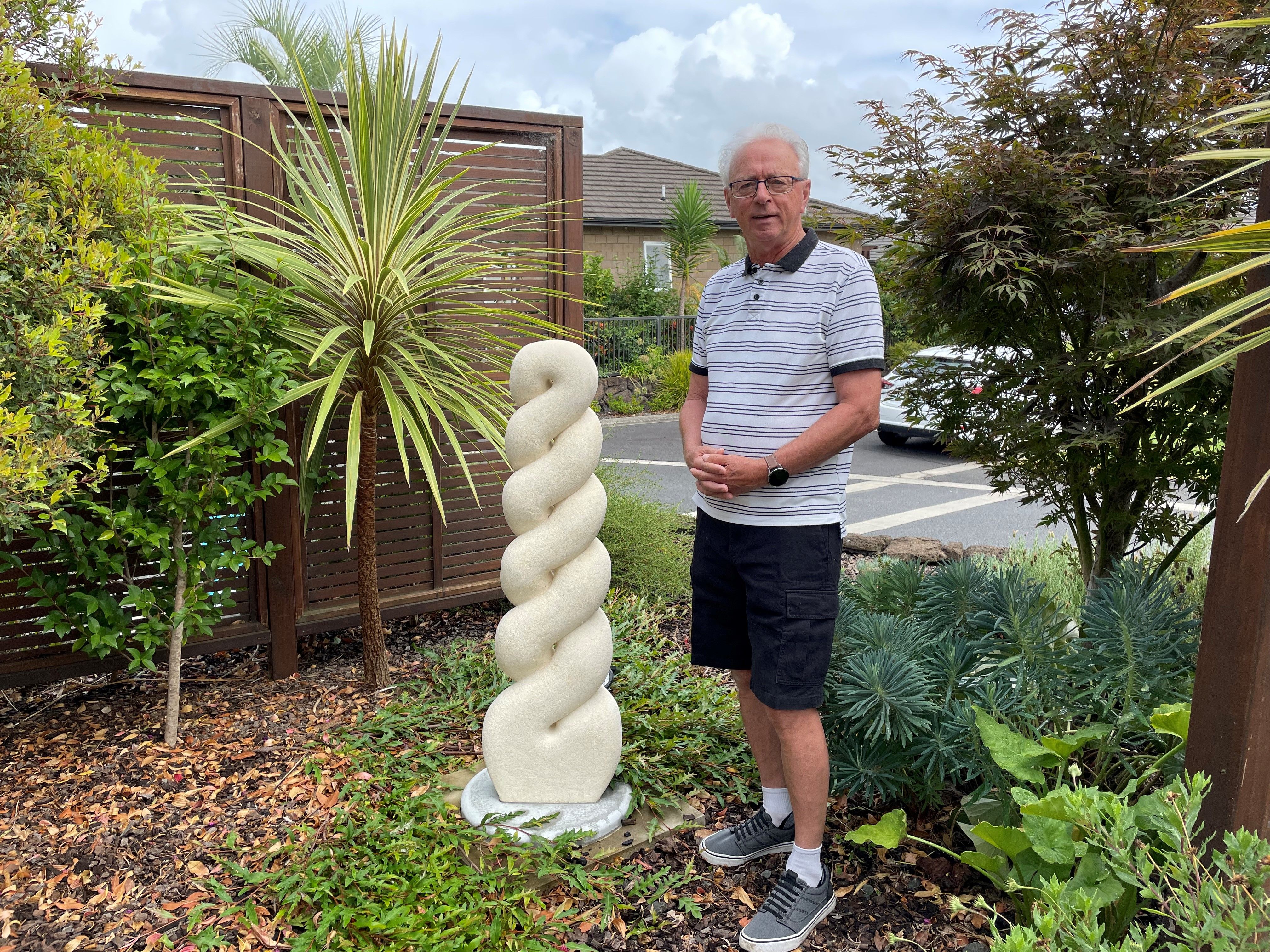 Resident Henk Kuiper with the new sculpture