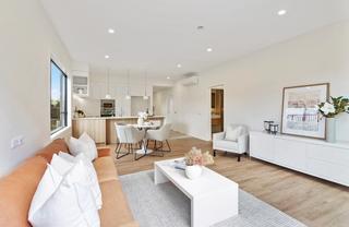 Kitchen, Lounge & Dining