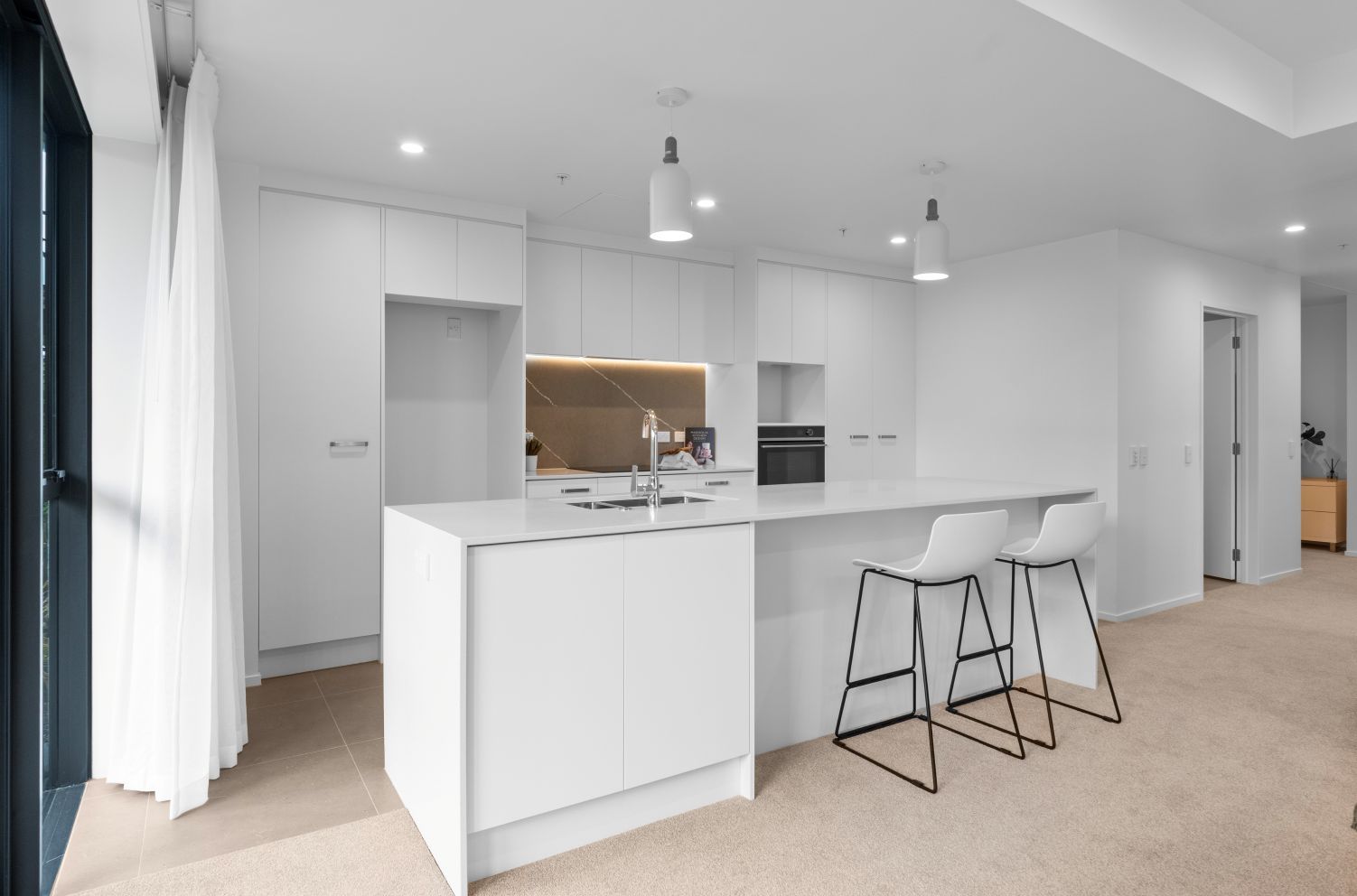 3 bedroom apartment - kitchen